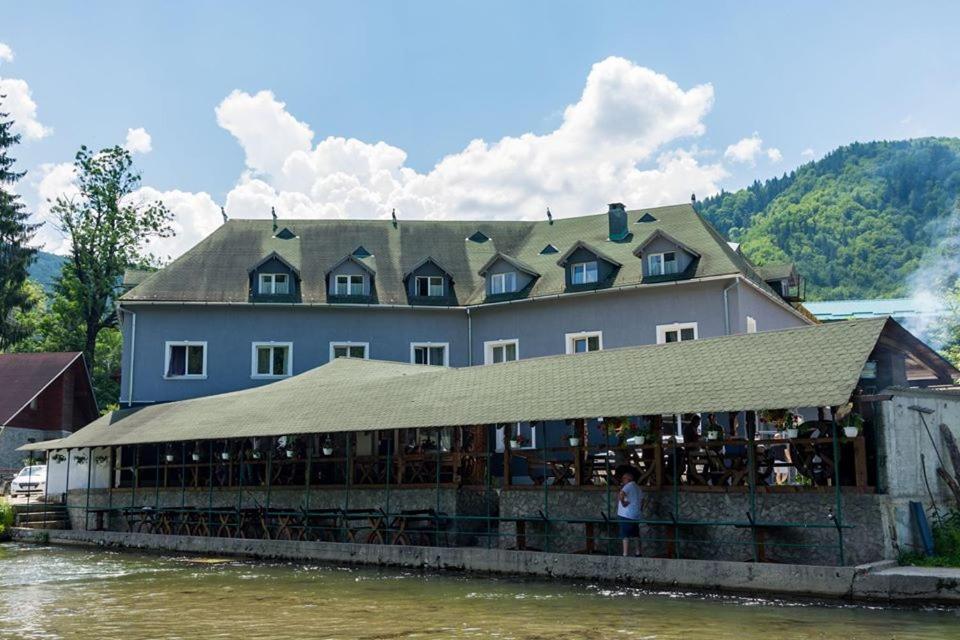 Hotel Ho2 Poiana Marului Εξωτερικό φωτογραφία